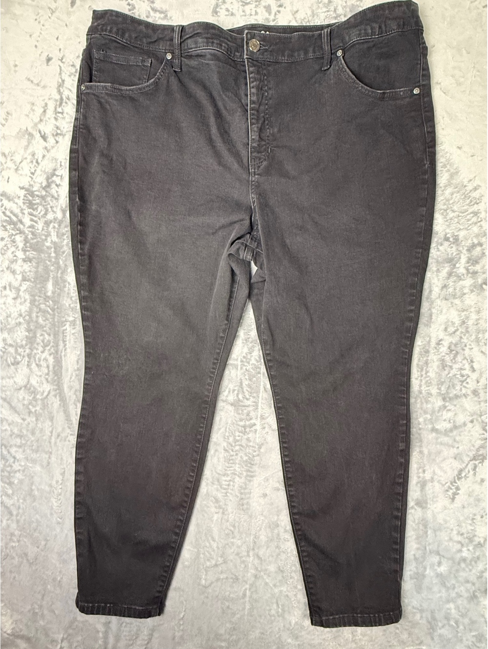 Terra & Sky Women's Plus Size Skinny Jeans Faded Black Gray 26W Petite